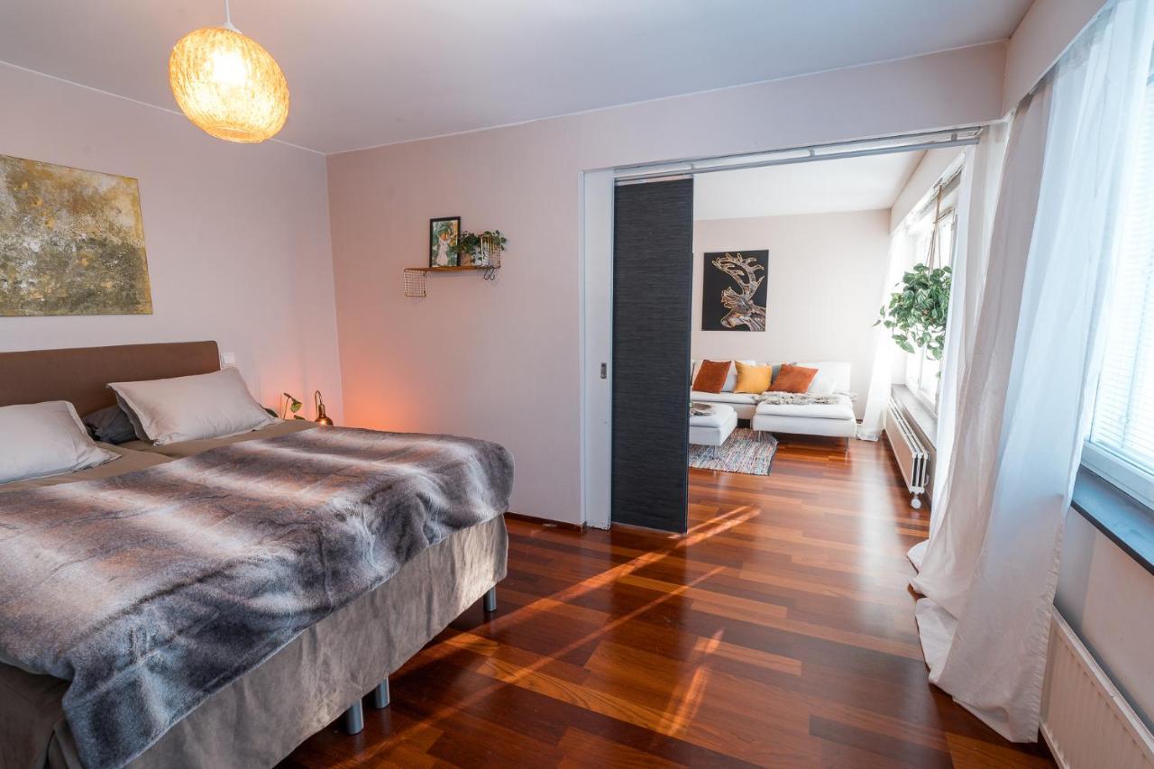 Апартаменты Nordic Gem Near Railway Station, Free Parking And Wifi Рованиеми Экстерьер фото