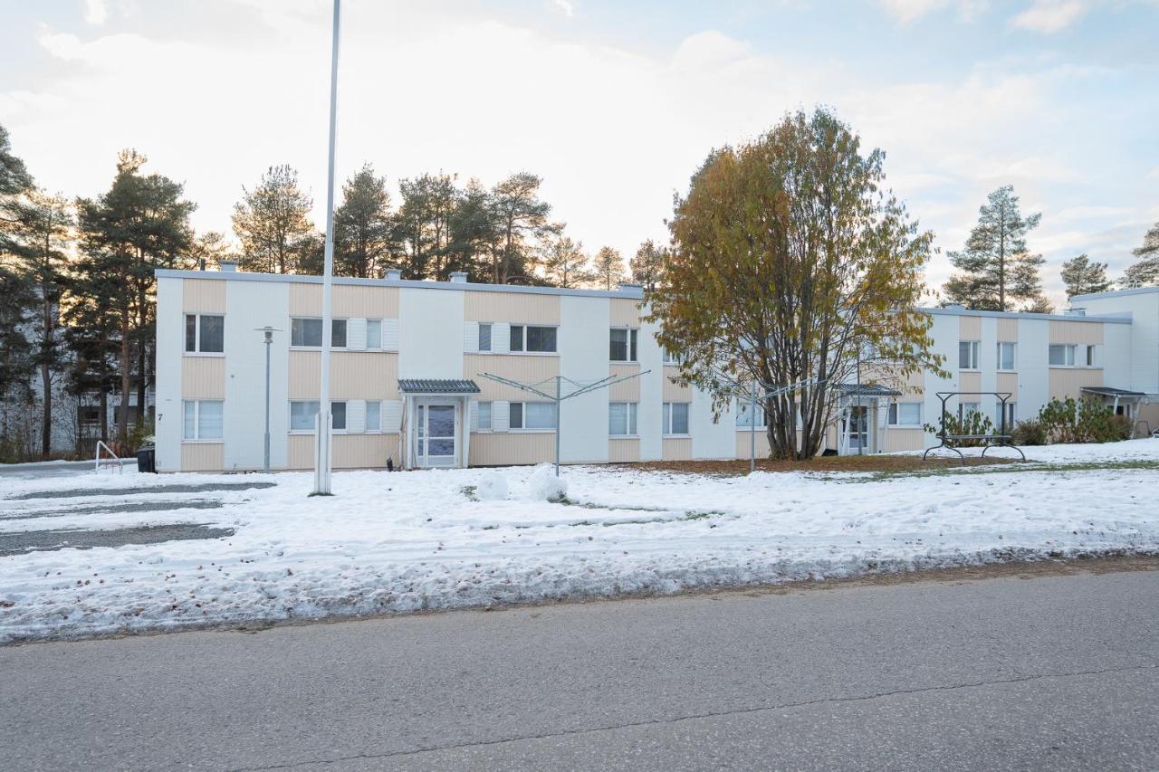 Апартаменты Nordic Gem Near Railway Station, Free Parking And Wifi Рованиеми Экстерьер фото