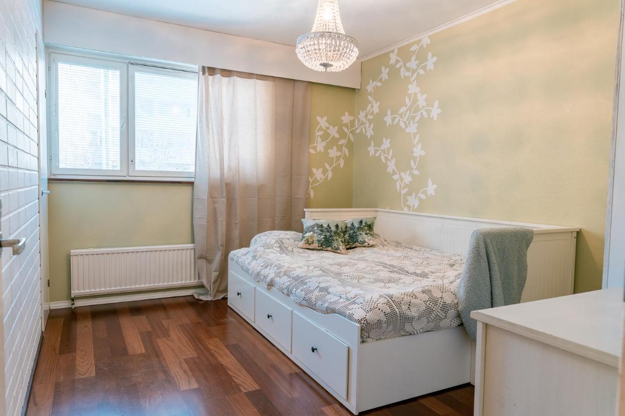 Апартаменты Nordic Gem Near Railway Station, Free Parking And Wifi Рованиеми Экстерьер фото